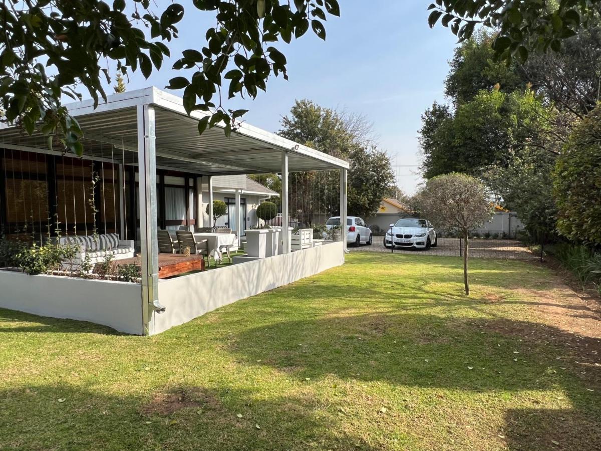 Le'Ciara Luxury Guest House Johannesburg Exterior foto
