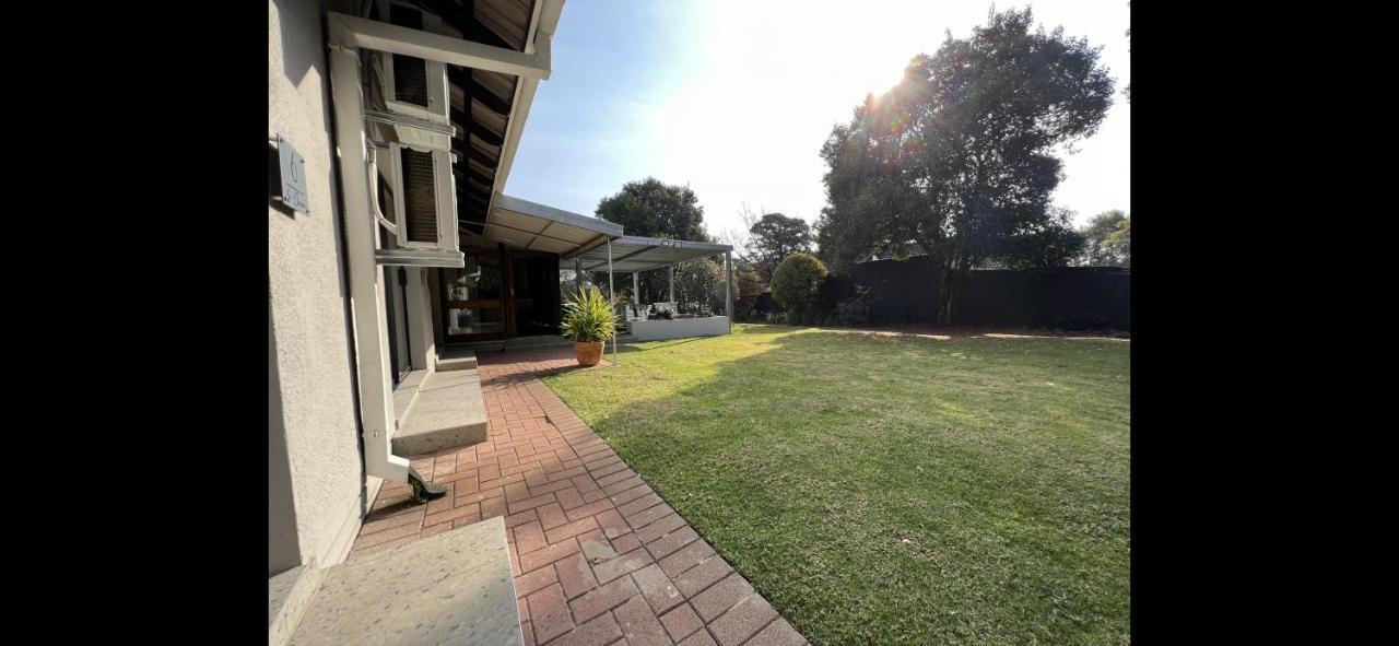 Le'Ciara Luxury Guest House Johannesburg Exterior foto