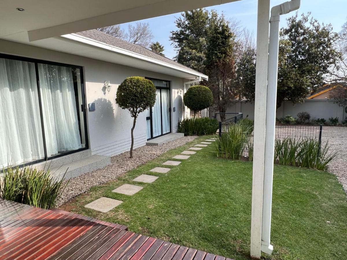Le'Ciara Luxury Guest House Johannesburg Exterior foto